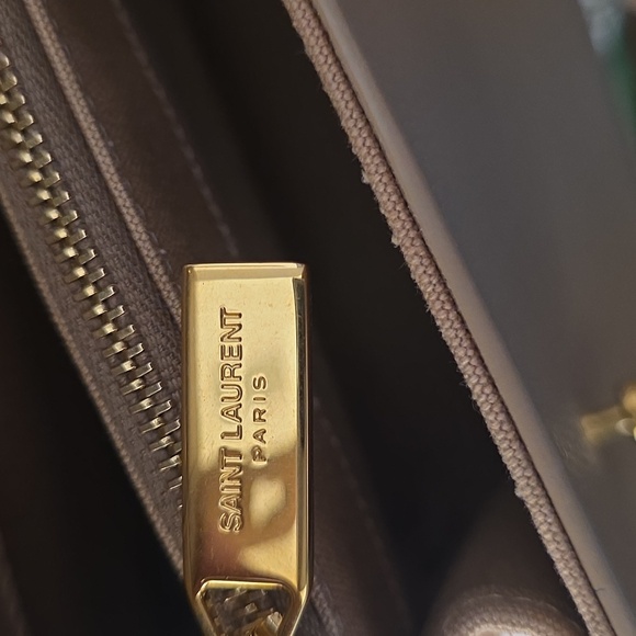 Saint Laurent Beige Top Handle Small Leather Muse Two Bag with Gold Accents - Picture 12 of 17